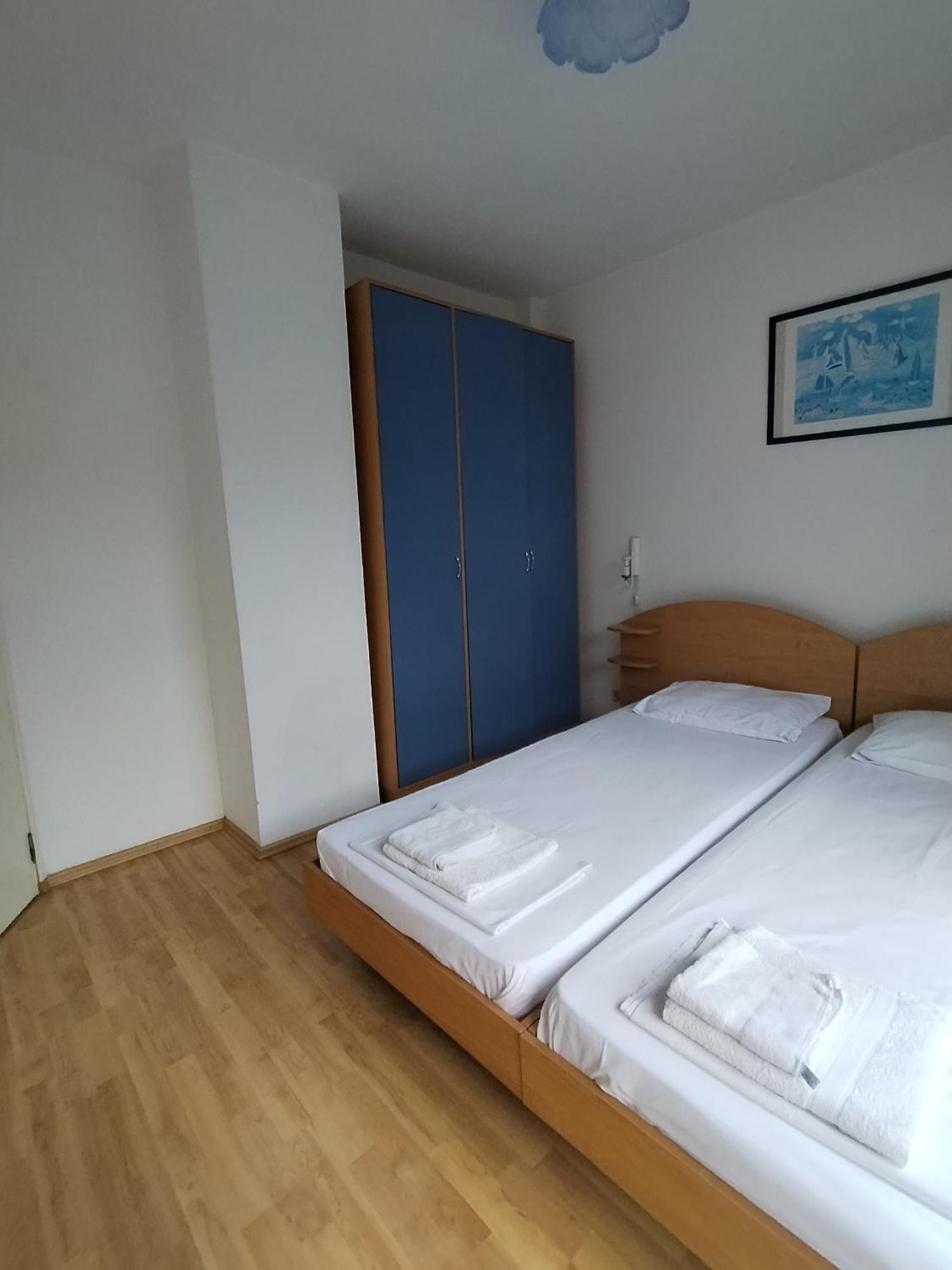 Lira Sto Apartments Pomorie Exterior foto
